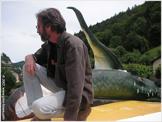 2007.06.30 - Saint-Ursanne: Fixing the Dragon